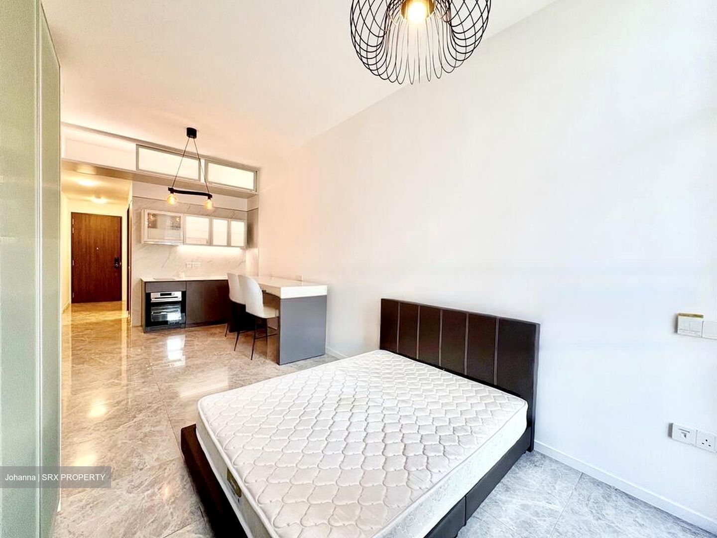 The M (D7), Apartment #484728271